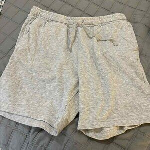 5/$25 H&M Men's Regular Fit (size L) Shorts